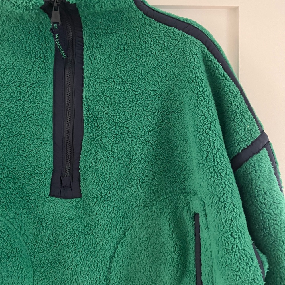 NWOT 🌲 Free People Mountain High Half Zip Fleece - Green Glow - Picture 8 of 9